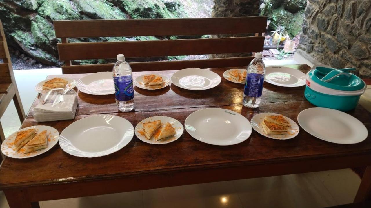 Cassells Jungle Resorts Thekkady Vandiperiyar Экстерьер фото